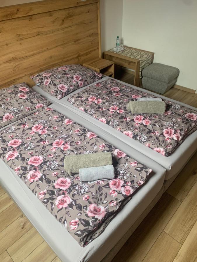 Ranc Pod Babicou Hotel Bojna Bagian luar foto